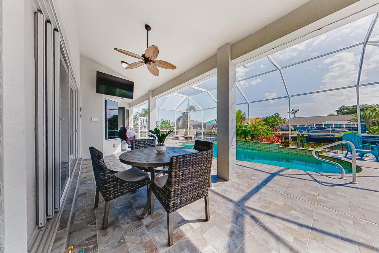 Palmetto Canal Cape Coral Exterior photo